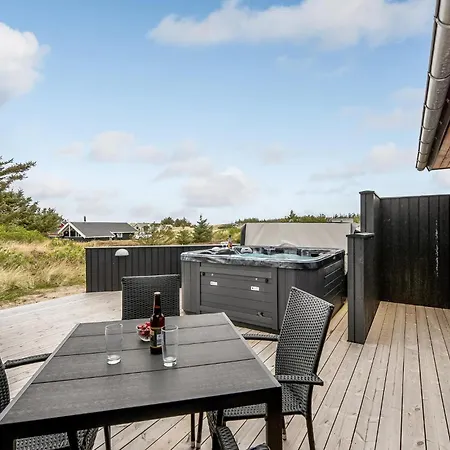 度假居 In Hvide Sande With Sauna Bjerregård