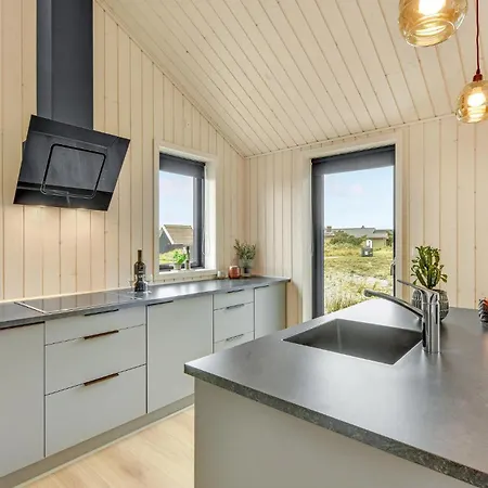 In Hvide Sande With Sauna Bjerregård